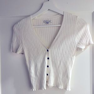 White, button up know short sleeve top